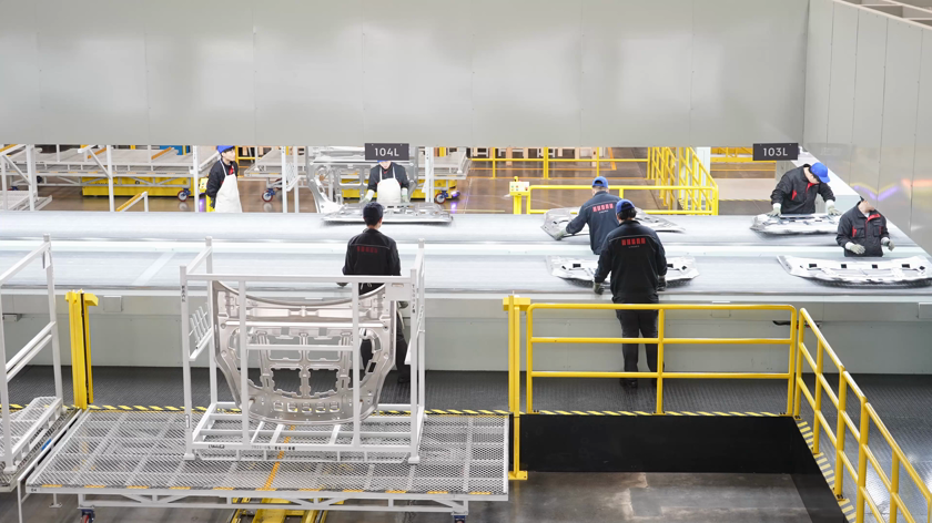 汽車配件海報設計 提升品牌形象的視覺策略